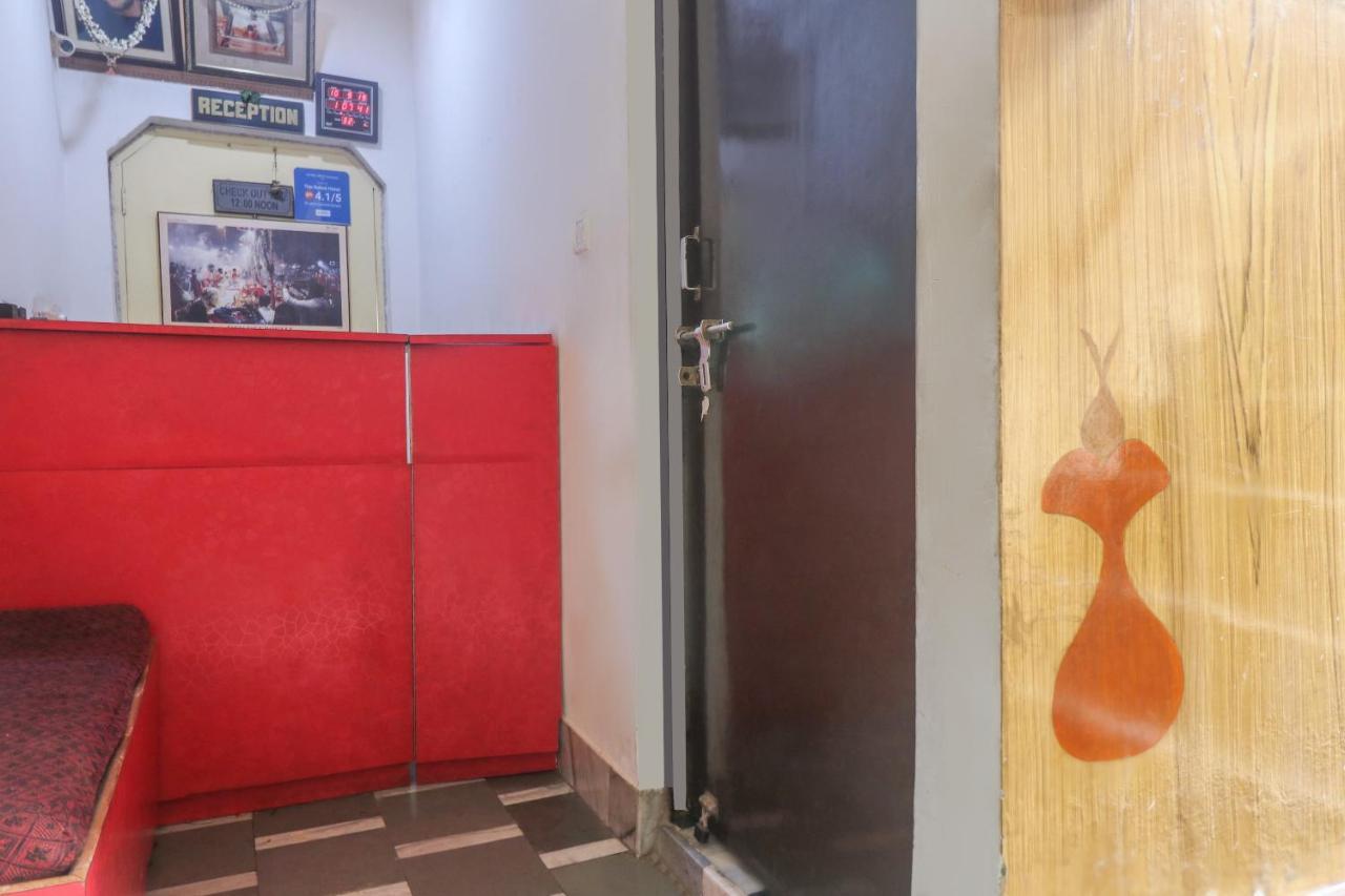 Oyo 60651 Hotel Arya Váránaszi Kültér fotó